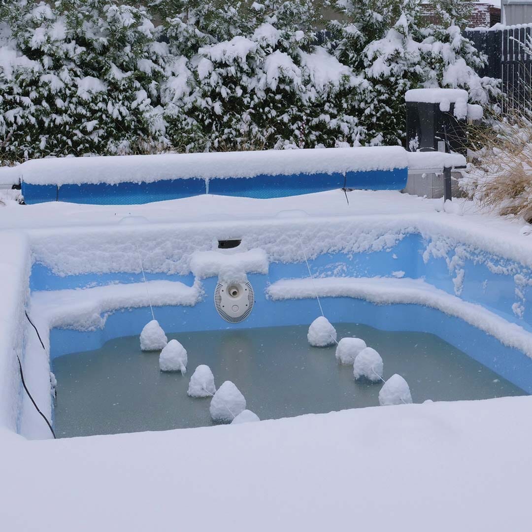 SEMCO Liquid Membrane Winterizing Pools